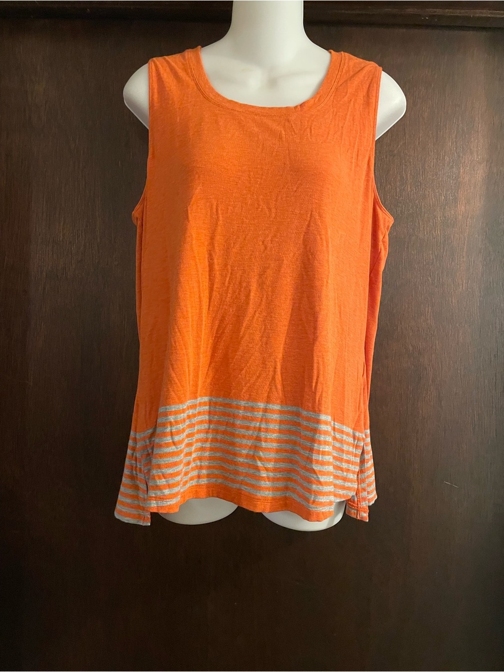 Cabi Brand Women's size Medium Hangout Tank Athletic Style Orange & Gray Stripes